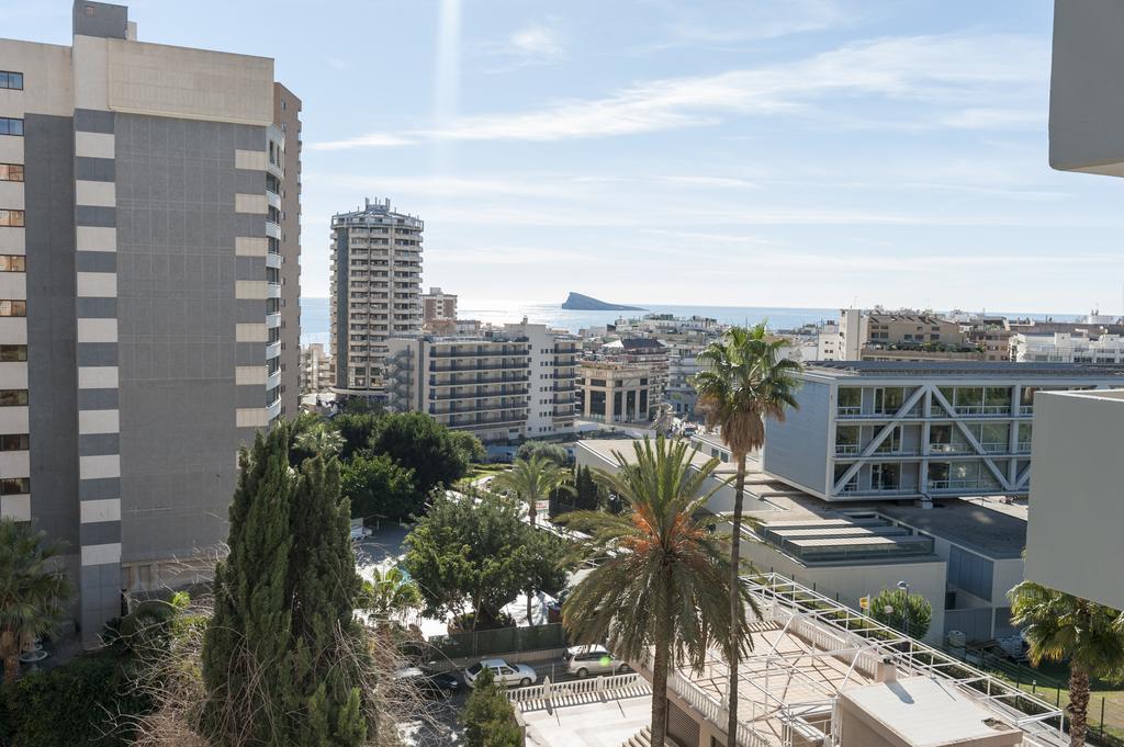 Apartamentos Michel Angelo Бенидорм Екстериор снимка