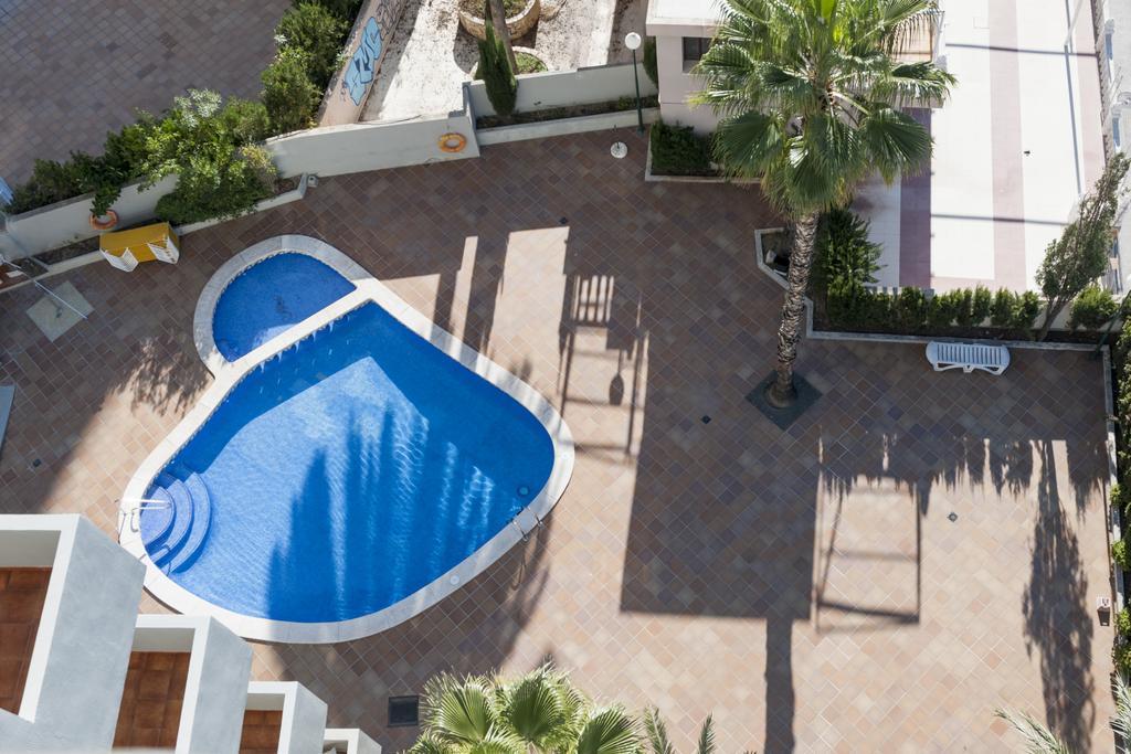 Apartamentos Michel Angelo Бенидорм Екстериор снимка