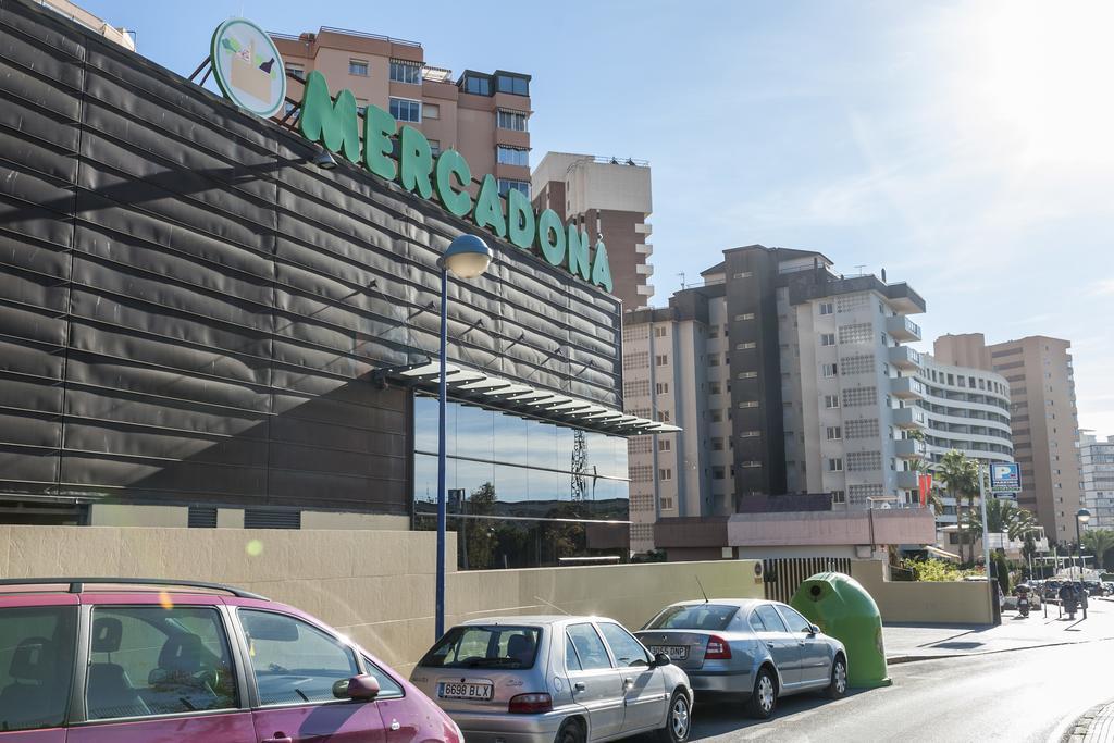 Apartamentos Michel Angelo Бенидорм Екстериор снимка