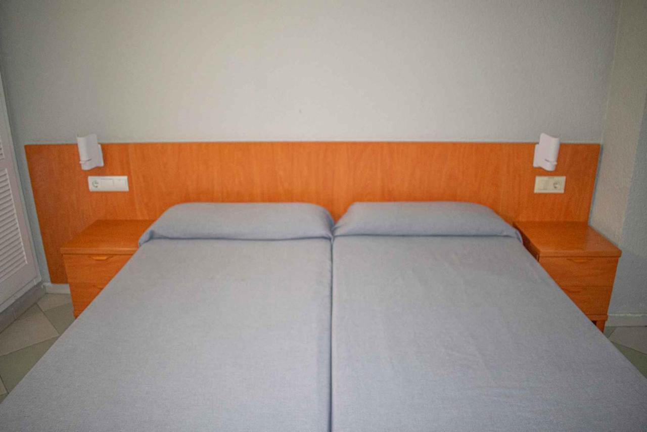 Apartamentos Michel Angelo Бенидорм Екстериор снимка
