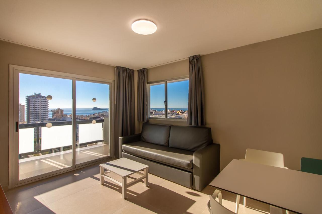Apartamentos Michel Angelo Бенидорм Екстериор снимка