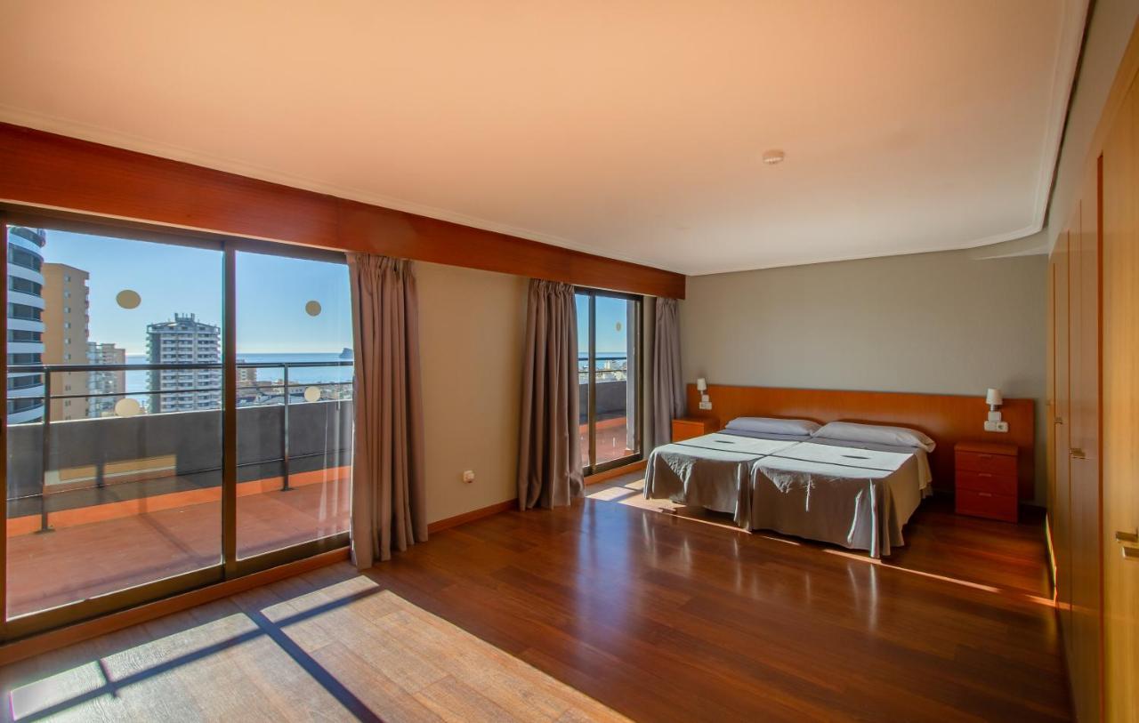 Apartamentos Michel Angelo Бенидорм Екстериор снимка