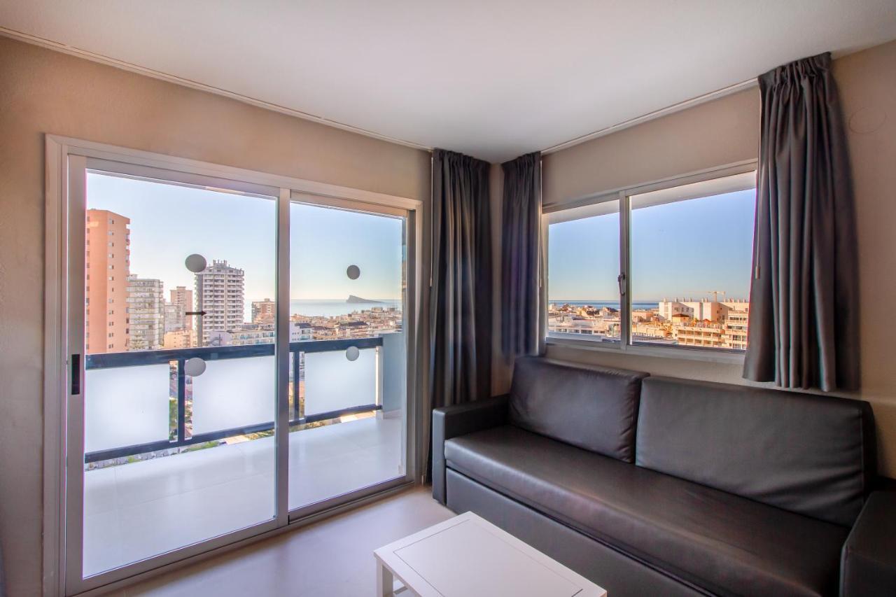 Apartamentos Michel Angelo Бенидорм Екстериор снимка