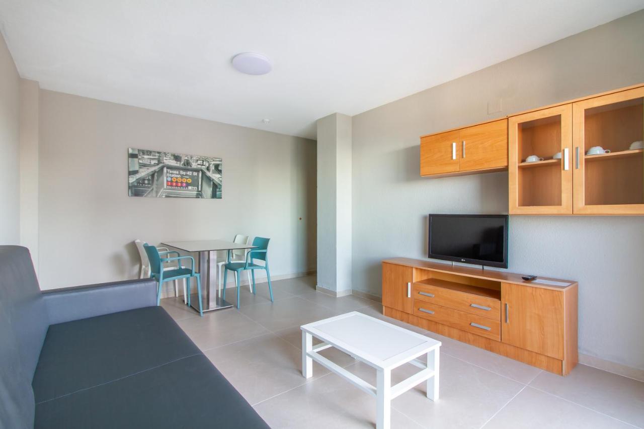 Apartamentos Michel Angelo Бенидорм Екстериор снимка
