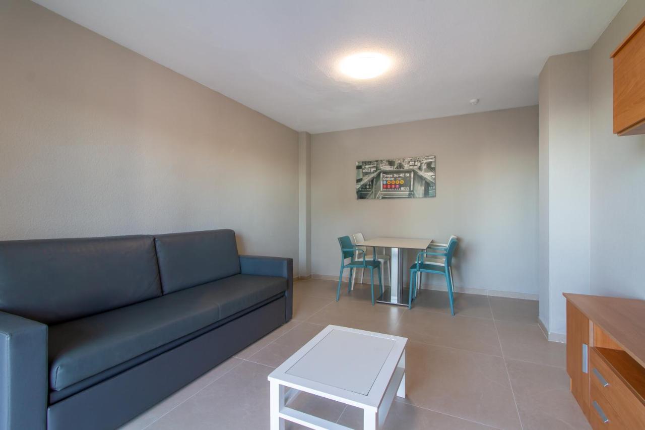 Apartamentos Michel Angelo Бенидорм Екстериор снимка
