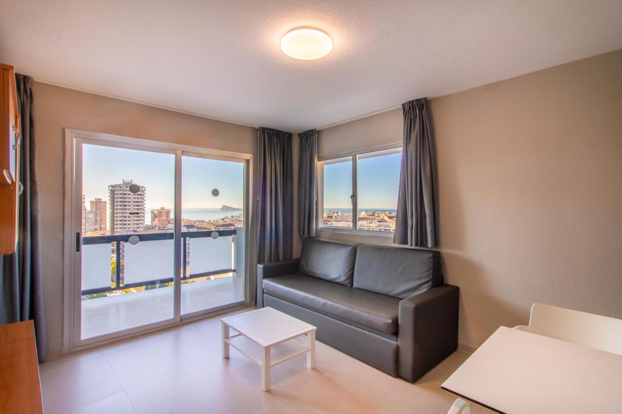 Apartamentos Michel Angelo Бенидорм Екстериор снимка