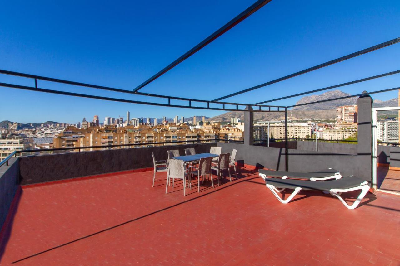 Apartamentos Michel Angelo Бенидорм Екстериор снимка