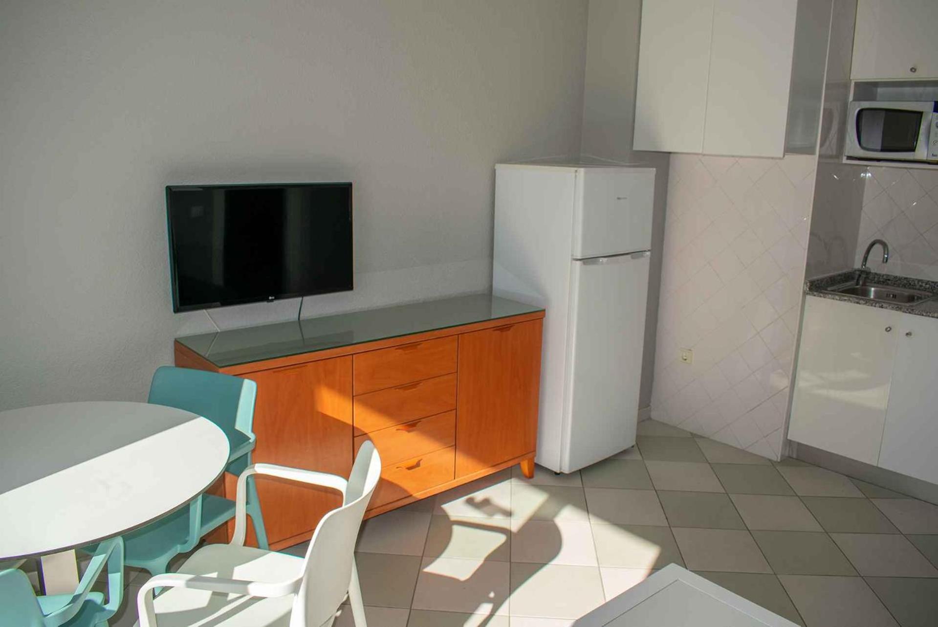 Apartamentos Michel Angelo Бенидорм Стая снимка